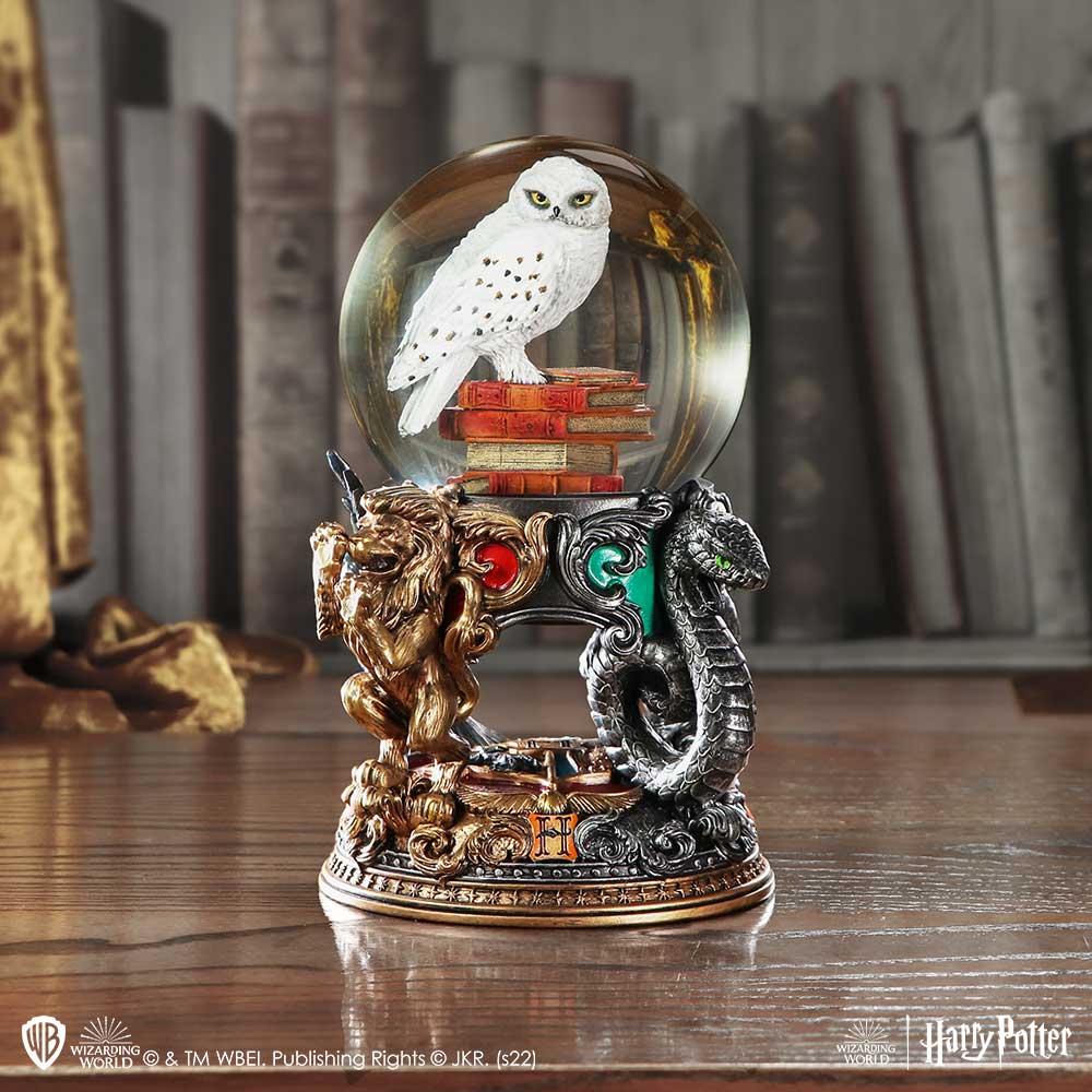Officially Licensed Harry Potter Hedwig Snow Globe 18.5cm