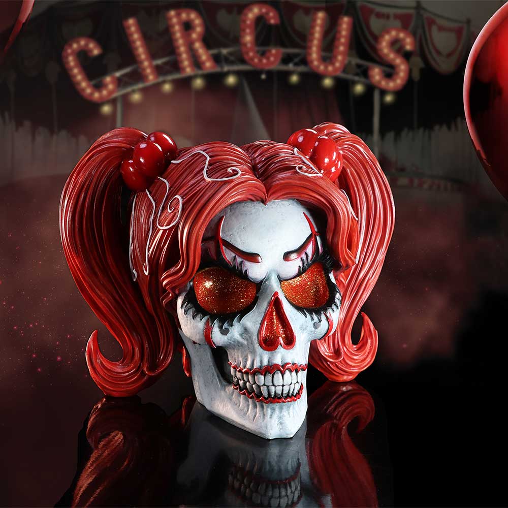 Drop Dead Gorgeous - Cackle and Chaos Clown Doll Skull