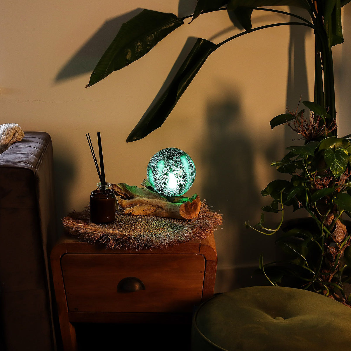 DriftGlow Lamp Emerald Crackle Shade