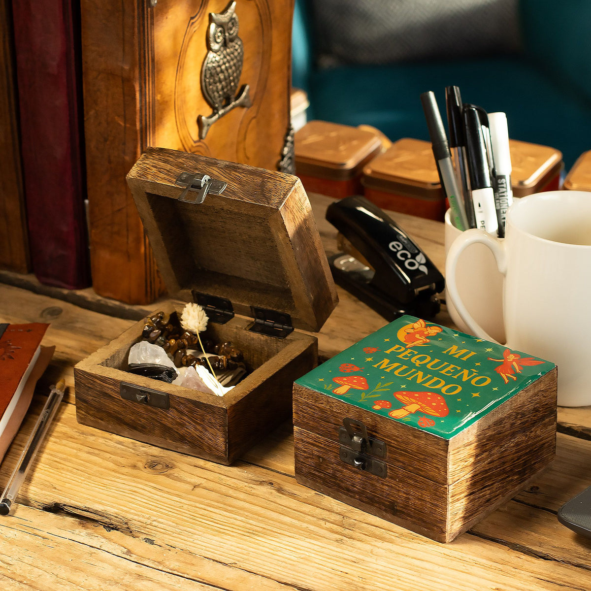 Mi Pequeno Mundo - Small Enamelled Box