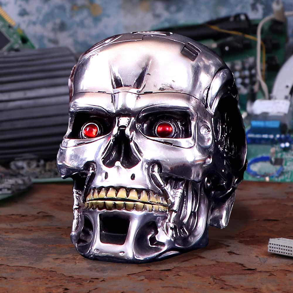 T-800 Terminator 2 Judgement Day T2  Box