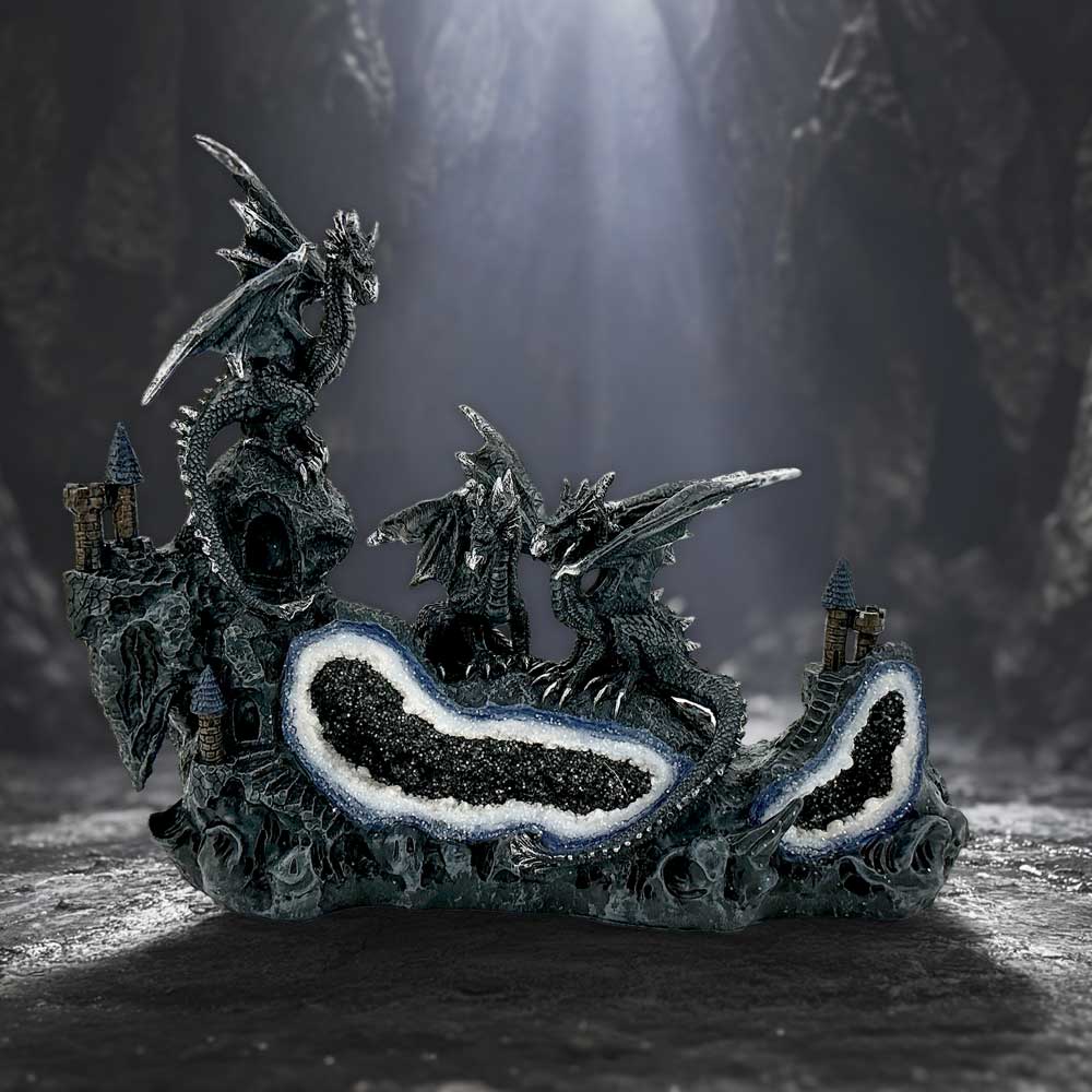 Guardian Dragons on Geode 22.5cm